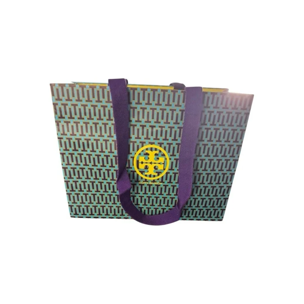 Tory Burch empty shoe